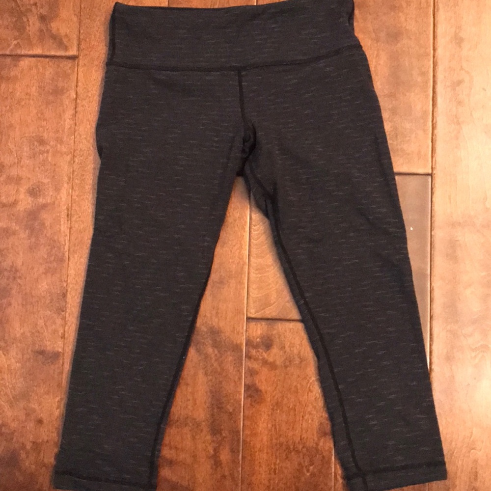 Lululemon crop leggings